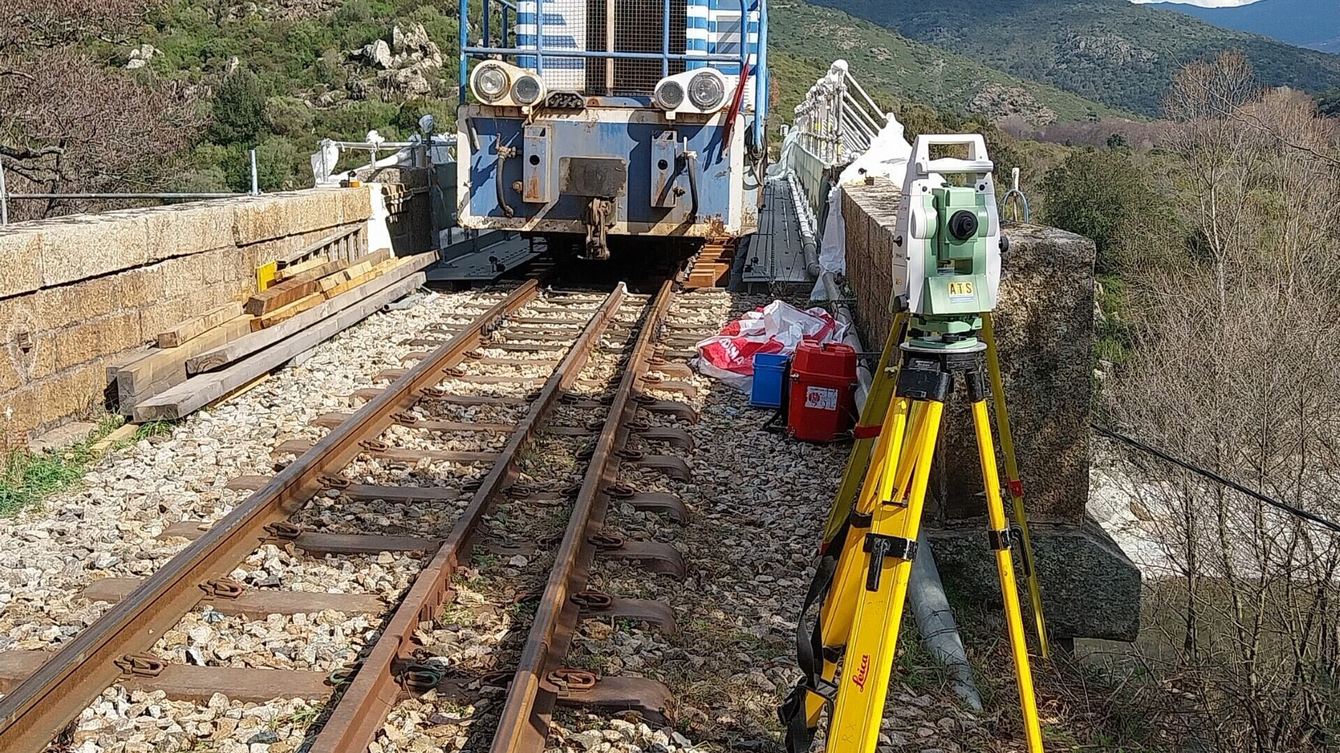 Prestation surveillance travaux HTIV FER-PLAY