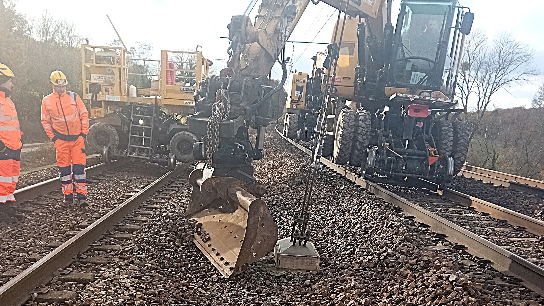 Régularisation de la caténaire sur la ligne POLT